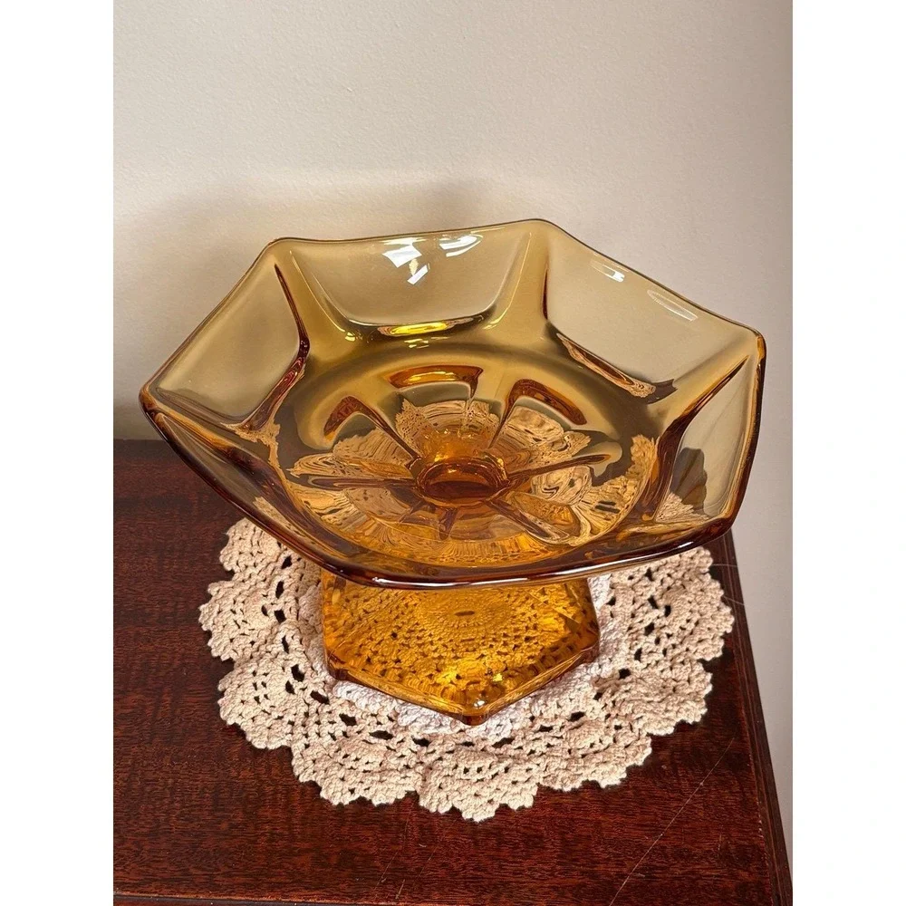 Vintage Viking Glass Epic 6-Petal Footed Compote Bowl, amber, gorgeous condition - Picture 8 of 8